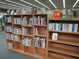 新着図書コーナー